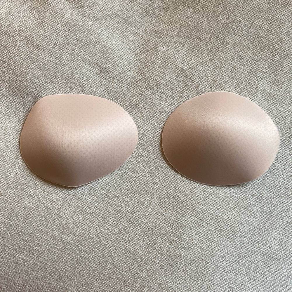 Lululemon removable bra cup insert | size 6 | brand new